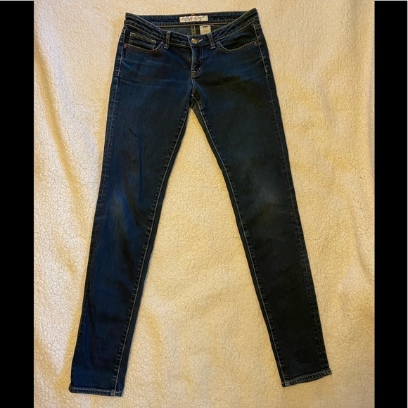 Uniqlo Skinny Fit Medium Wash Jeans Size 4 - Picture 1 of 4